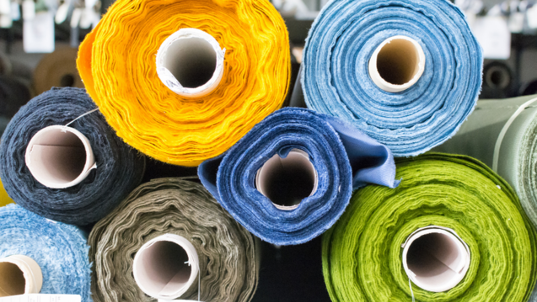 What is Polyester? (& its sustainable alternatives) — Sustainably Chic